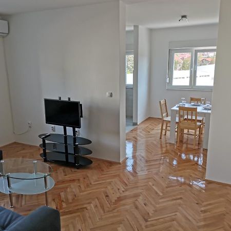 Ad Apartman Bileca Luaran gambar