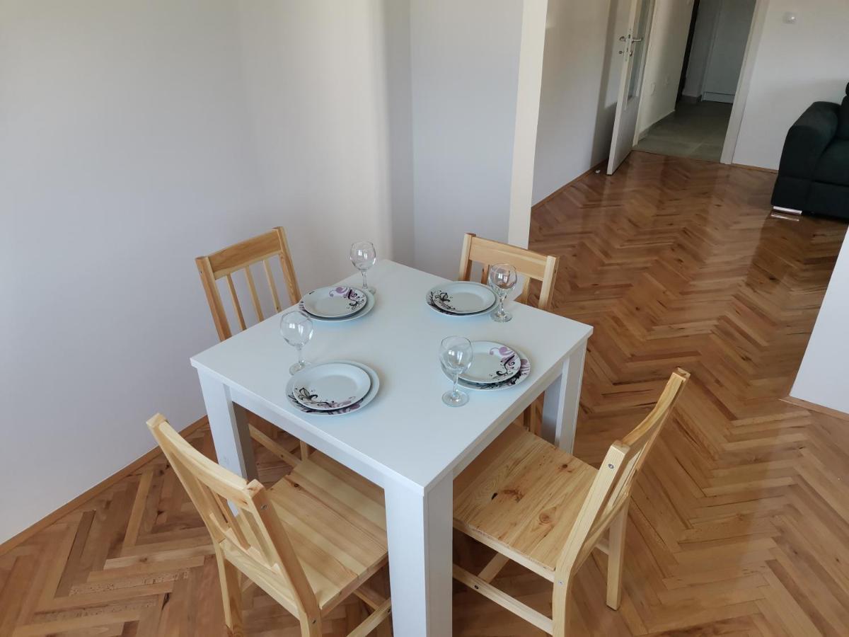 Ad Apartman Bileca Luaran gambar